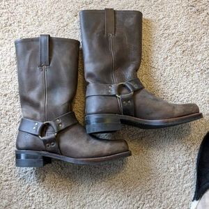 Men's Frye Boots, nubuck